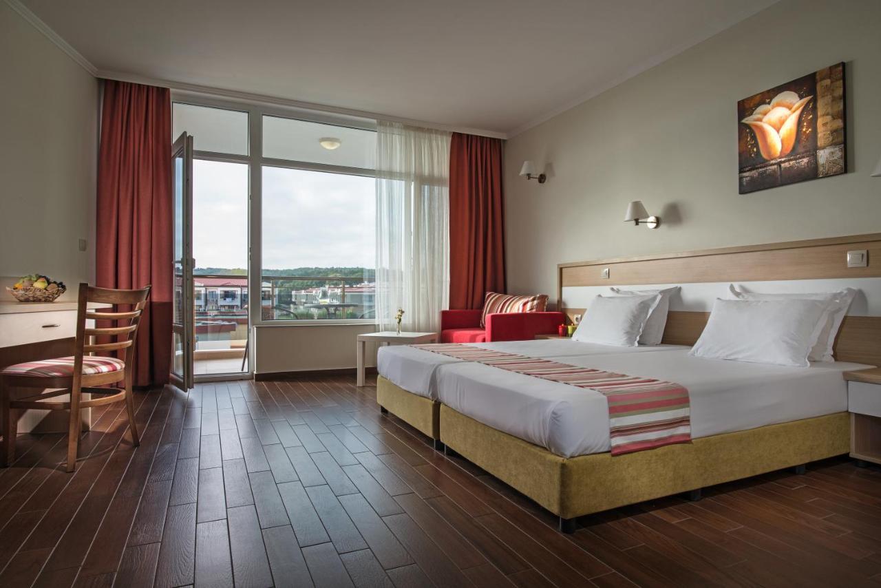 Hotel Miramar Szozopol Szoba fotó
